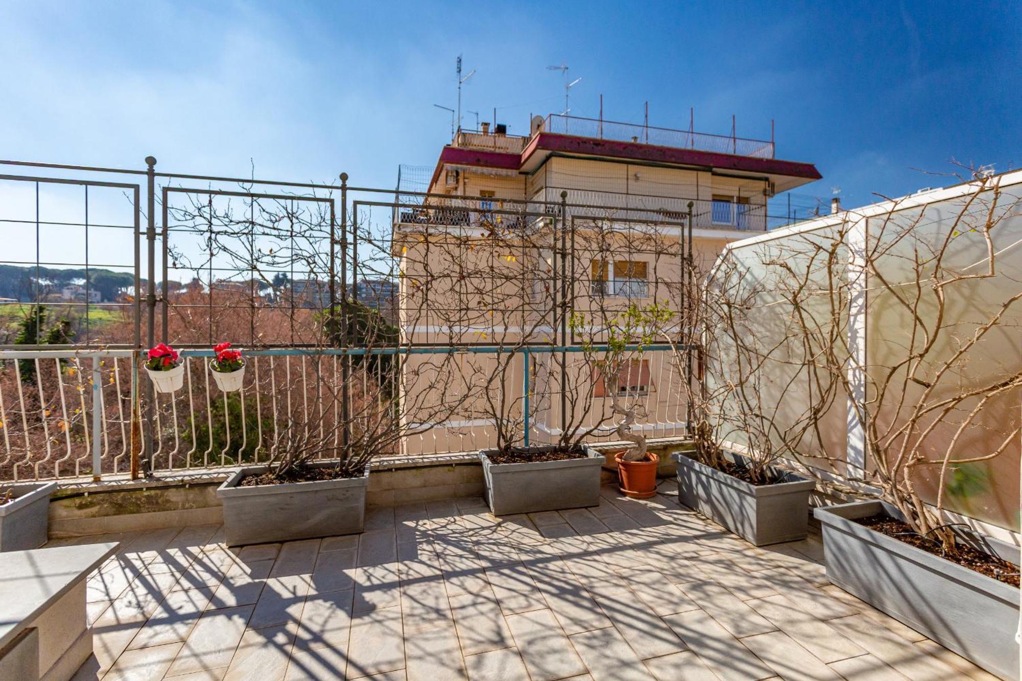 Vatican Exclusive Penthouse W Terrace And Parking Appartamento